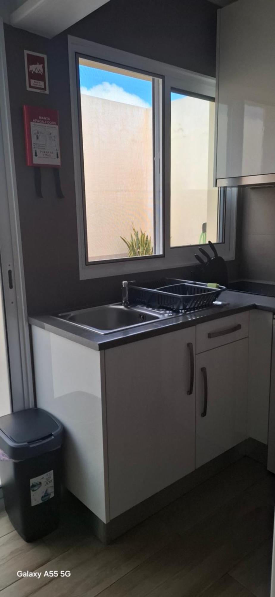 Pineapple Apartment *