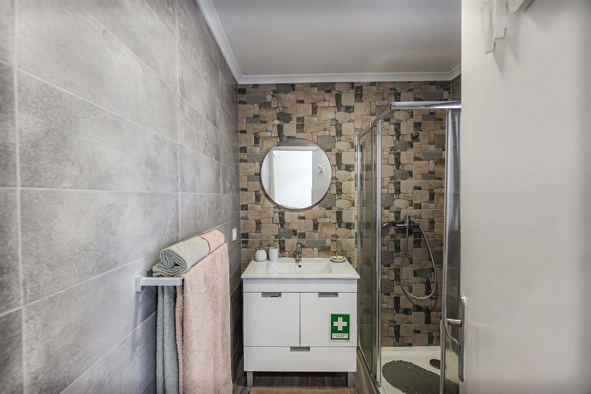 Pineapple Apartment *